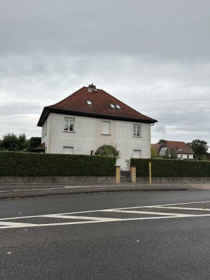 Großzügige 5-Zimmer-Wohnung mit Balkon und Garten in Wolfen