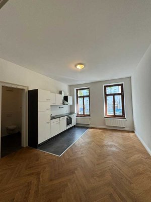 Charmante 2-Raum-Wohnung mit Einbauküche