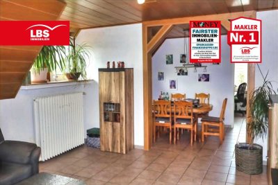 All-Inclusive-Wohnung auf 2 Etagen mit 5 Zimmern, Garten, Garage, Carport !