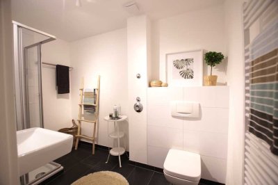 Frisch sanierte bezugsfreie 3-Zimmer Wohnung mit 2 Balkonen und Garage