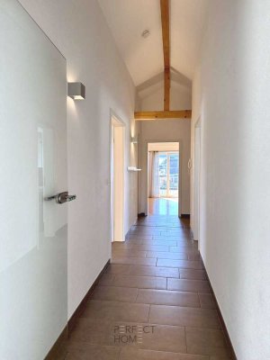 Geschmackvolle DG-Wohnung mit tollem Ausblick: 3,5 Zimmer ab sofort in Heilbronn-Ost!