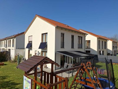 Hochwertiges freisteh. Einfamilienhaus mit Ausbaupotenzial