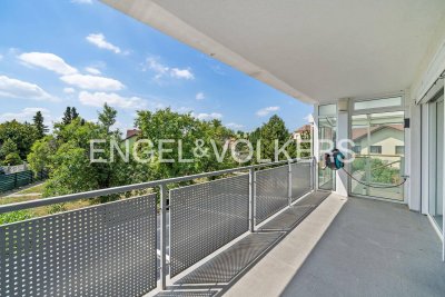 Lichtdurchflutete 3-Zimmer-Wohnung mit Charme und großzügigen Freiflächen