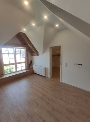 Erstbezug 2ZKB Maisonette-Wohnung mit gehobener Innenausstattung in Waldsee