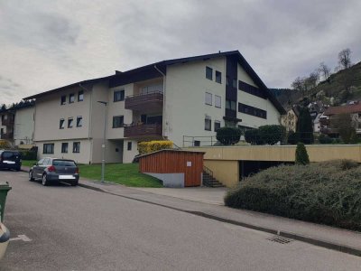 Charmante 2-Zimmer-Wohnung mit Terrasse in Bad Liebenzell erwartet Sie