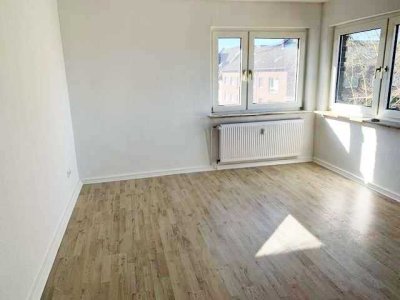 ***Gemütliche Dachgeschosswohnung im Herzen von Oberhausen sucht nette Mieter***