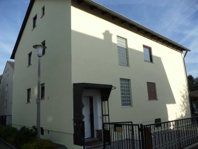 Helle 3-Zimmer Wohnung mit Balkon und Garten in Regensburg-Sallern-Gallingkofen