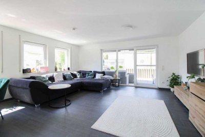 Moderne Erdgeschosswohnung mit Terrasse und 2 Stellplätzen