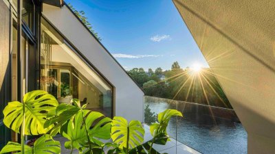 Gmunden: Maritimer Luxus - Penthouse mit Bootshaus en suite.