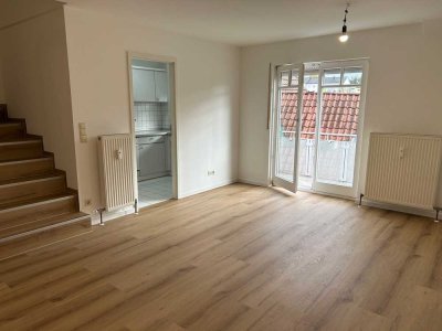Helle 2-Zimmer-Maisonette-Wohnung mit Balkon und Stellplatz in Frankenbach