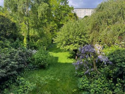 Historische Villa mit sonnigem Garten