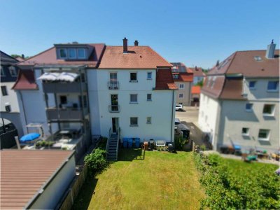 Ulm-Weststadt: Charmantes Mehrfamilienhaus mit großem Garten