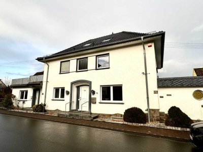 Modernisierte, stilvolle Villa mit Einliegerwohnung und Garage in guter Lage von Bad Breisig