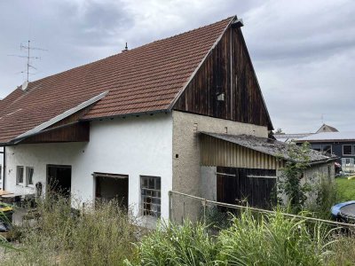 Bauernhaus mit Tierhaltung