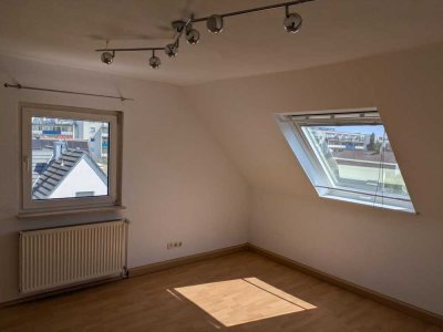 Schöne Dachgeschosswohnung in Mainz-Gonsenheim