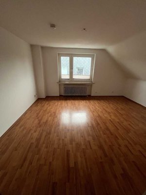 Schöne 2 Zimmer Wohnung wartet auf neuen Mieter