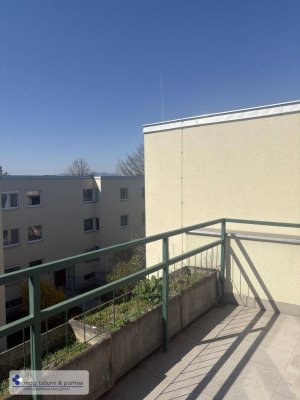 Ideale Wohnung für Ruhe-bedürftige Menschen , die Platz und Grünblick schätzen