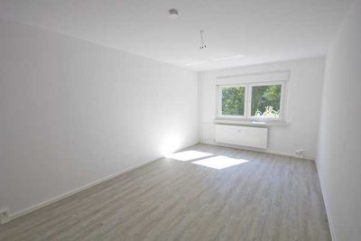 Großzügige 1-Raumwohnung mit Balkon!
