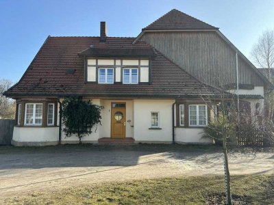 Historisch anmutendes Wohn- und Gasthaus direkt am Müritz-Nationalpark