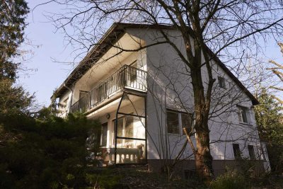 Königstein: Einfamilienhaus mit Traumgrundstück, 1.300 m², in Top Lage!!