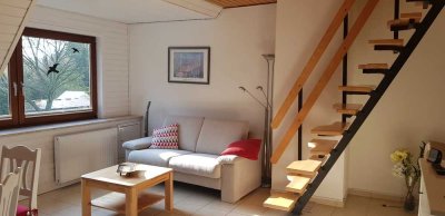 Vollmöblierte, ruhig gelegene, gepflegte 2-Zimmer-Wohnung mit Einbauküche in Marmstorf, Hamburg