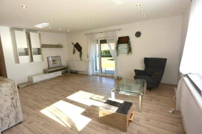 RESERVIERT - Teilrenovierter kleiner Bungalow inkl. schönen Garten mit Potenzial zur Vollendung!