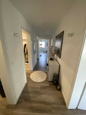 Exklusive DG-Wohnung -im Neubaugebiet-!!