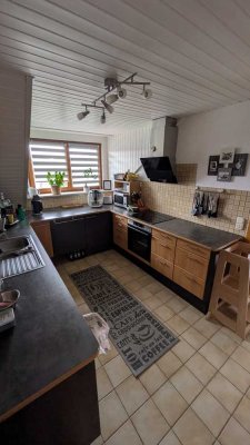 Aussicht und Sonne! Einladende 5-Zi-DG-Whg mit Doppelgarage                          in Amtzell