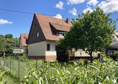 Haus mit Charme &  viel Potenzial – renovierungsbed., förderfähig & ideal für eine Familie!
