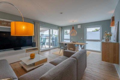 Gaienhofen-Horn: Hochwertige 3-Zimmer ETW mit 2 Carport-Plätzen / EBK - Energieklasse A - frei