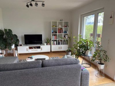 Helle 3-Zimmer Erdgeschosswohnung mit Garten in Unterhaching (mit Ablöse)