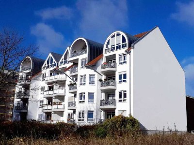 Schöne 3-Raum-Wohnung mit Balkon und Blick auf den Schweriner See im Zentrum von Schwerin
