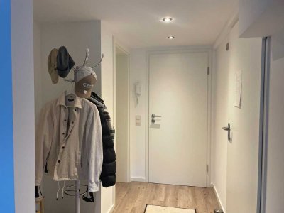 Schöne 1,5-Zimmer Souterrain Wohnung mit Terrasse in Brühl