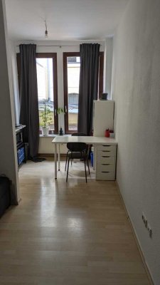 Gemütliche 1-Zimmer-Wohnung im Hinterhaus - ruhig & zental - ideal für Studierende