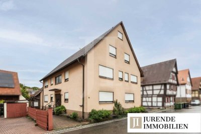 Zwei- bis Dreifamilienhaus in Lienzingen