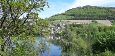Provisionsfrei!  1-2.Fam.-Haus am See ! Seeblick u. Bergblick in Traumlage !
