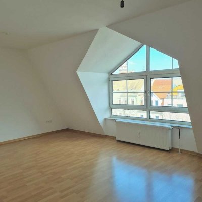 Schöne 2-Raum-Wohnung im Zentrum von Döbeln mit Personenaufzug