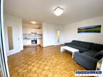 Helle 2-Zimmer Wohnung mit Balkon und Garage