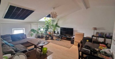 Große 4-Zimmer-Wohnung in Schweriner Paulsstadt (bezugsfrei ab 01.11.2025)
