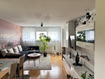 Gemütliche 2-Zi-Wohnung mit einem verglasten Balkon zu vermieten!