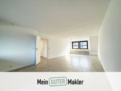 Großzügige 3-Zimmer-Wohnung mit West-Balkon und Wintergarten