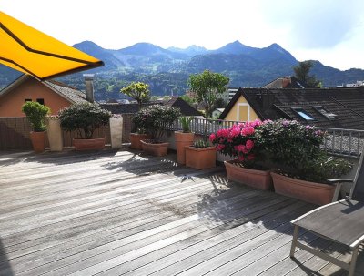 Exklusive Penthouse-Maisonette mit 100 m² Dachterrasse und Alpenpanorama!
