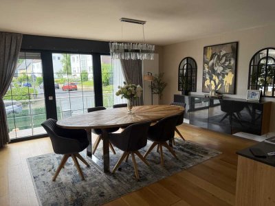 Traumhaus mit großem Garten, Garage und Balkon