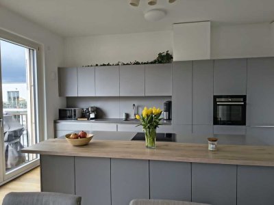 Exklusive Penthouse-Wohnung mit zwei Balkons und Dachterrasse im Herzen von Friedrichshain