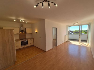 Wunderschöne 2-Zimmer Wohnung mit Balkon und Carport in Hitzendorf