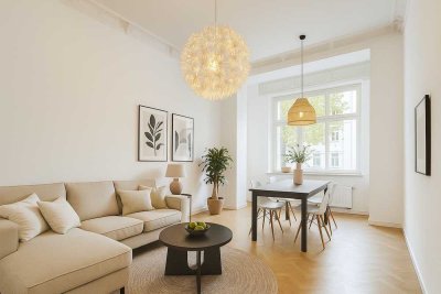 Schöne Altbauwohnung mit hohen Decken und Mini-Terrasse im Winsviertel (Prenzlauer Berg)