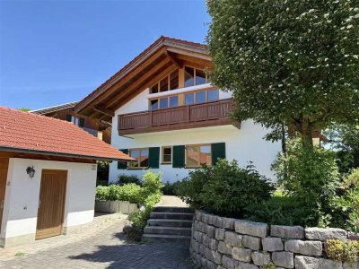 Viel Platz für die Familie, Hobby und Homeoffice: A+ energieeffizientes Landhaus bereit zum Einzug!