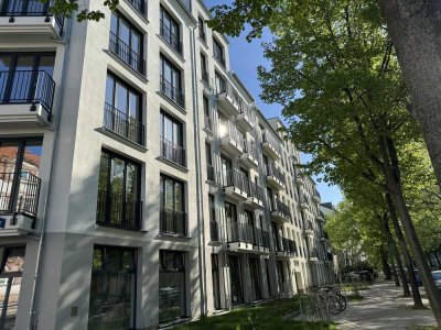 Exklusiver Neubau: Erstvermietung moderner 2-Raum-Wohnung mit schickem Wannebad und Balkon