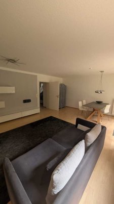 2 Zimmer EG Wohnung in Wetzendorf nahe der U3 mit Garten und Balkon