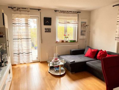 Wohnen wie im Haus: 3-Zimmer-Gartenwohnung mit großer Terrasse in Grünau